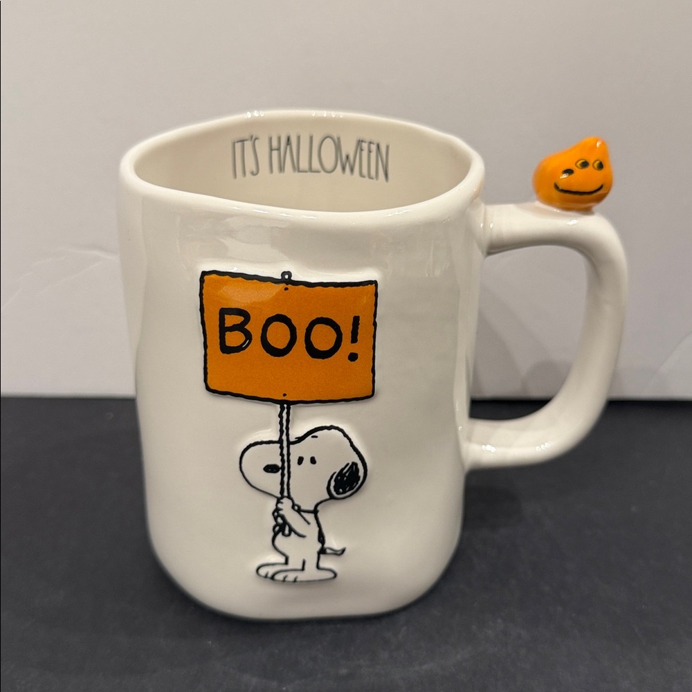 Rae Dunn Peanuts Snoopy It’s Halloween Mug 3D Pumpkin on handle BOO NEW with tag